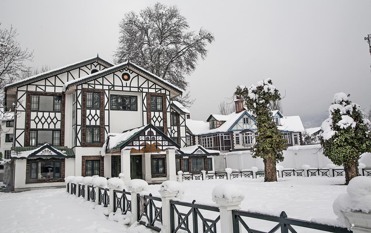 Lemon Tree Hotel Srinagar Exterior foto